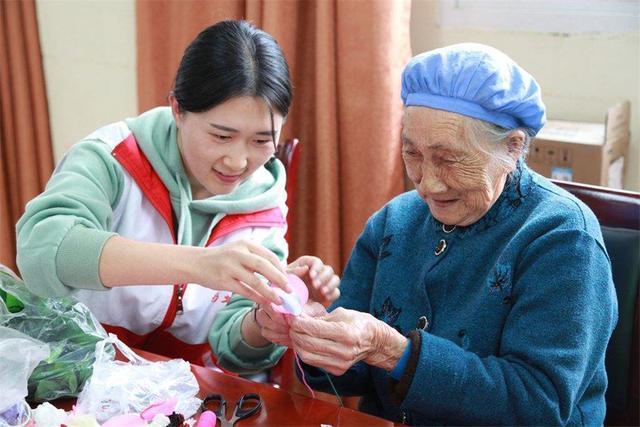“新型養(yǎng)老”走紅，不去養(yǎng)老院也不麻煩子女，網(wǎng)友：以后也這么過(圖10)