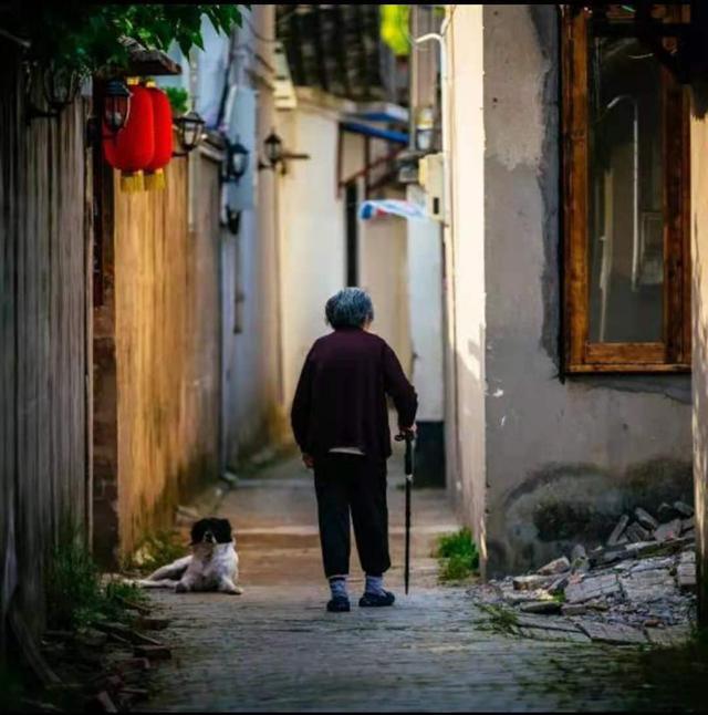 養(yǎng)老，是一場(chǎng)關(guān)乎經(jīng)濟(jì)實(shí)力和人性的博弈(圖1)