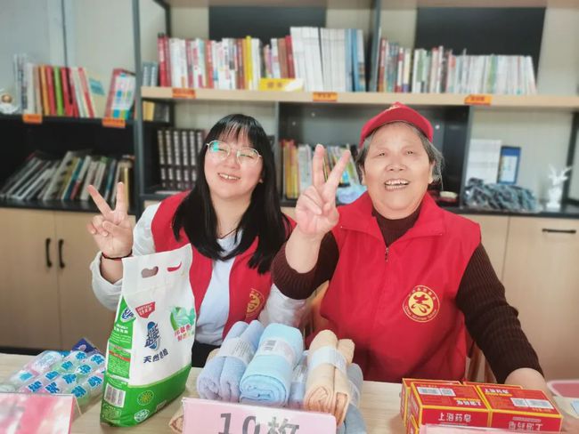 國家民政部李紀恒部長一行蒞臨福州市國德老年康養(yǎng)中心視察(圖11)
