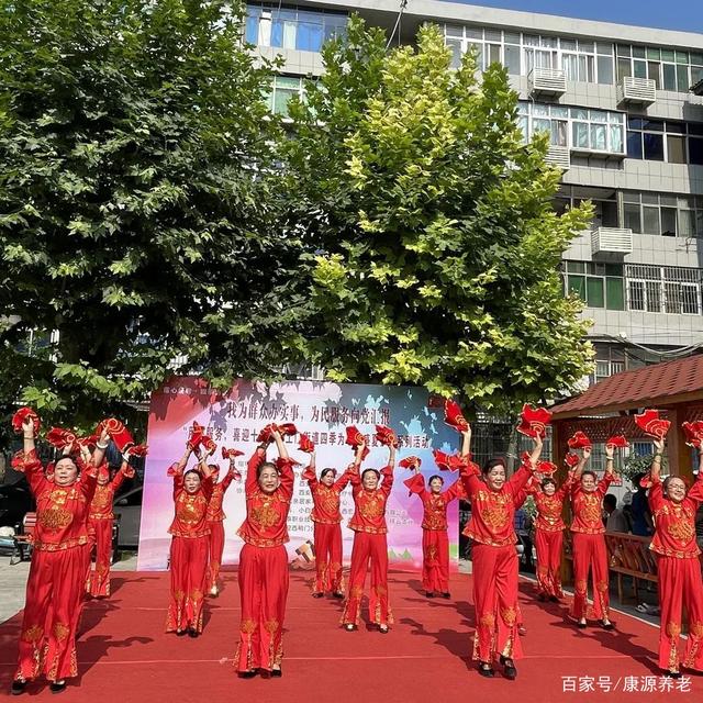 為民服務(wù)養(yǎng)老早市走進(jìn)土門(mén)街道漢城東路社區(qū)(圖1) 為民服務(wù)養(yǎng)老早市走進(jìn)土門(mén)街道漢城東路社區(qū)(圖1)